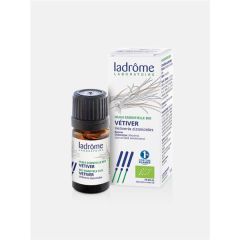 Óleo Essencial De Vetiver (Vetiveria Zizanioides)